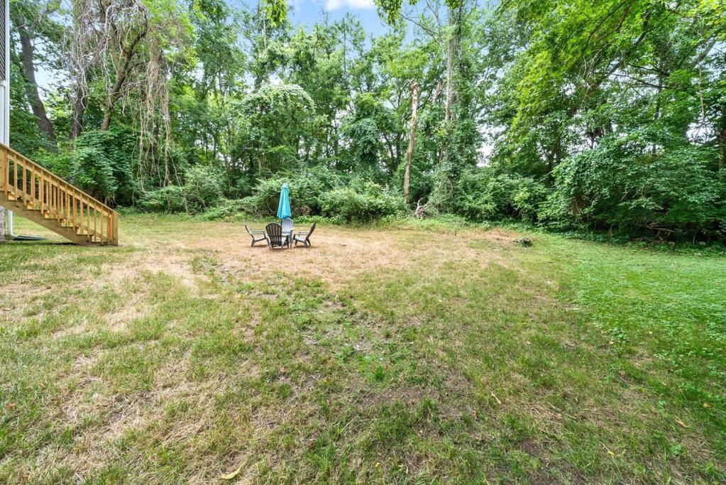 One-Of-A-Kind Smart, Cookie Themed Home For Up To 6 Clarksville Bagian luar foto